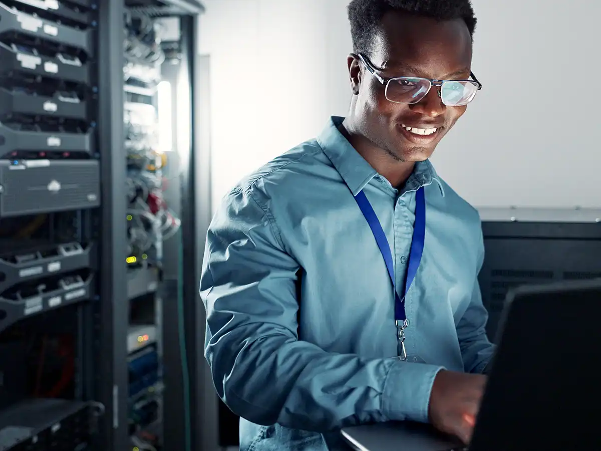 Communications Expert viewing Network Appliances